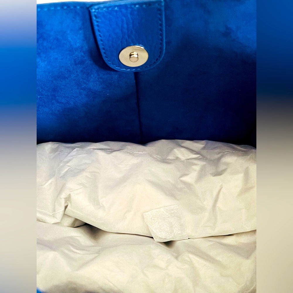 Sassy Jones Medium Ava Blue Tote - New - Picture 7 of 7